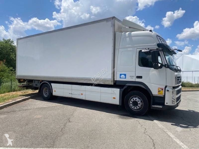 شاحنة Volvo