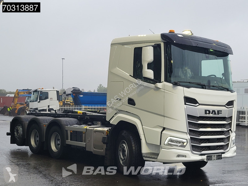 Camion DAF 530 8X4 NEW 30tons HYVA 30-60-S...