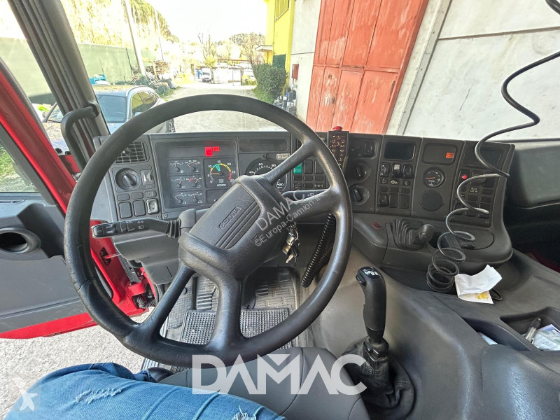Camion Scania 420