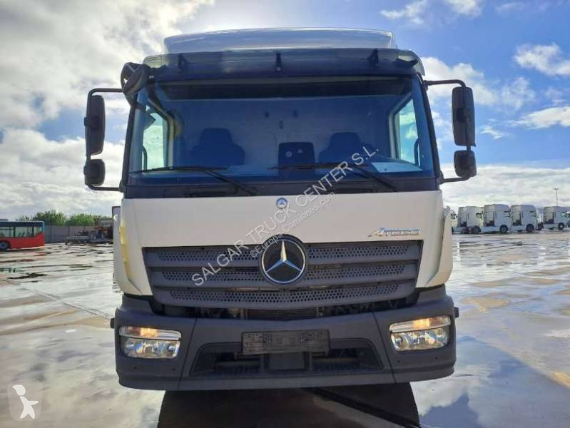 شاحنة Mercedes