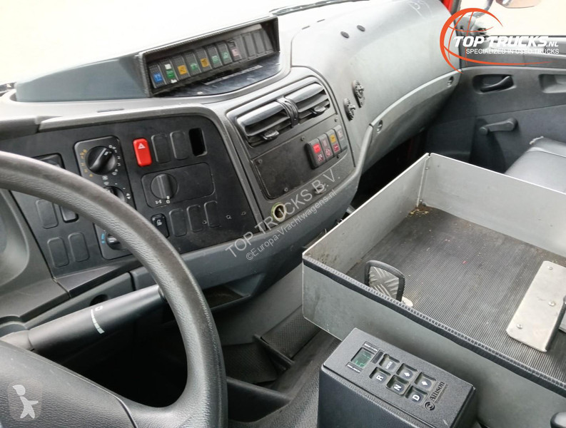 شاحنة Mercedes ATEGO 1329 2,000 ltr water -...