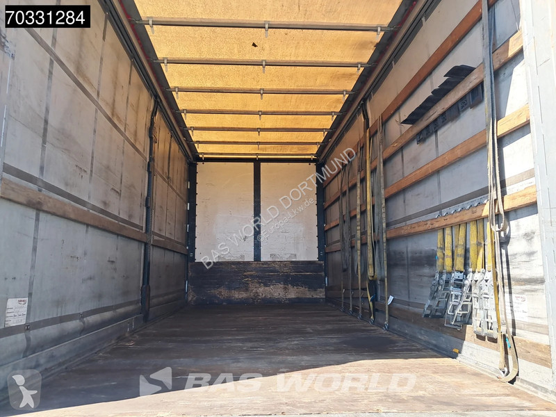 Грузовик DAF 250 4X2 12tonner curtainsides...