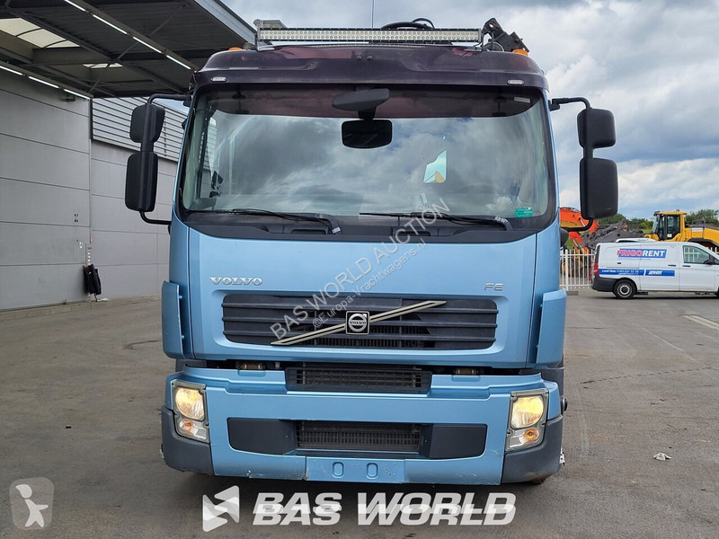 Camion Volvo 320