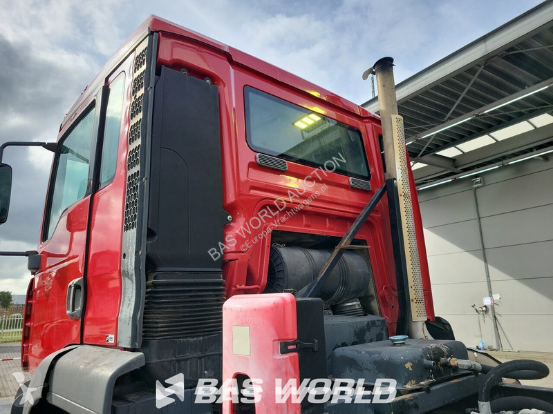 Camion MAN 35.D28