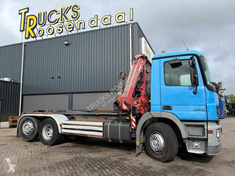 شاحنة Mercedes 2536 + FASSI F130 A - 2X EXT. +...