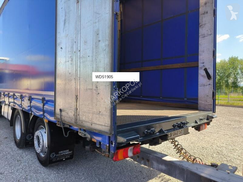 Camion Mercedes TANDEM