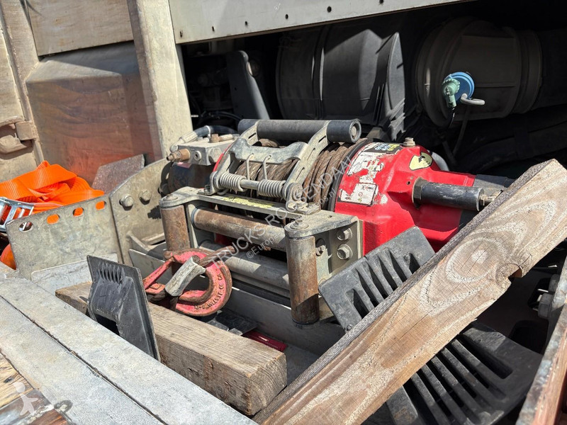 Camion Volvo 500 + HYDRAULIC PLATFORMS + WINCH...