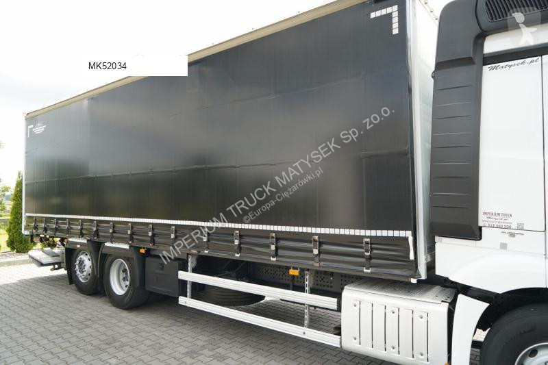 Camion Mercedes 2545