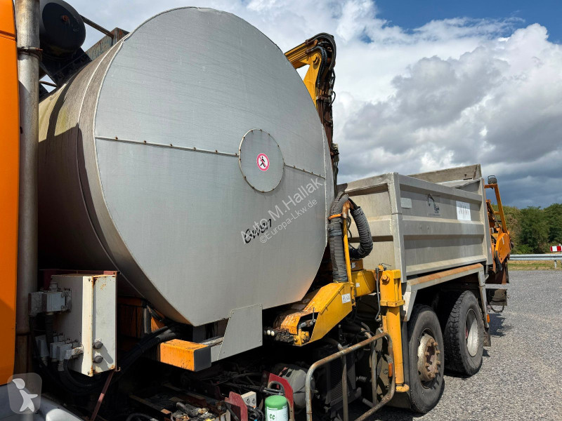 Vrachtwagen Renault 300 6x2 Bitumen / Asfalt Kran