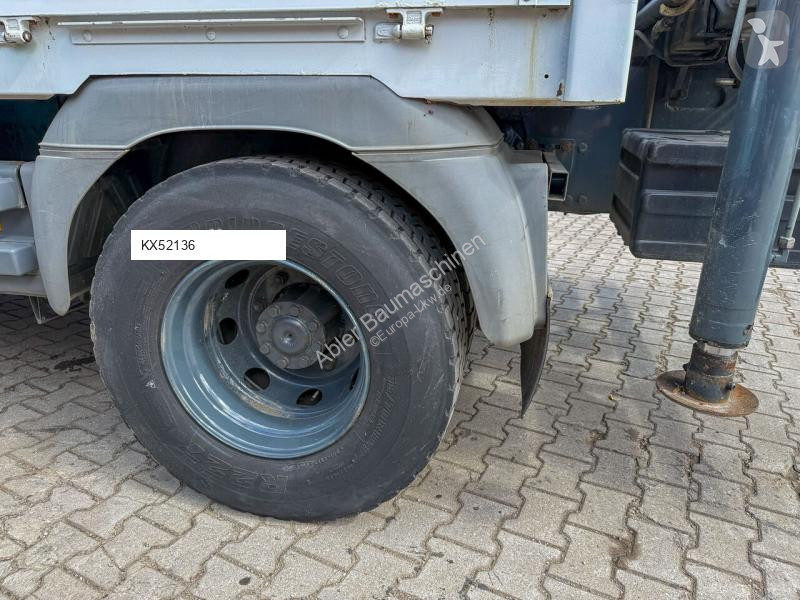 Vrachtwagen Mercedes PK9501