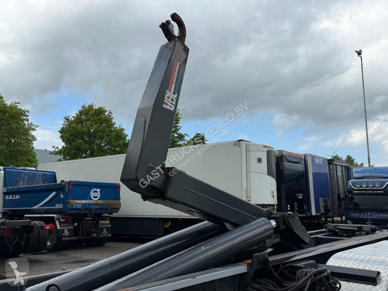 Vrachtwagen DAF 430 6x2 VDL 25T Haakarm *332...
