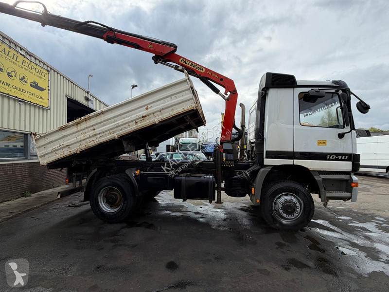 Camión Mercedes 1840 Kipper Crane 4x4 Manual...