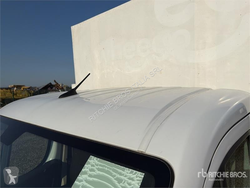 Camión Opel 2.2 103 KW PR PL L4 Curtain Side Truck