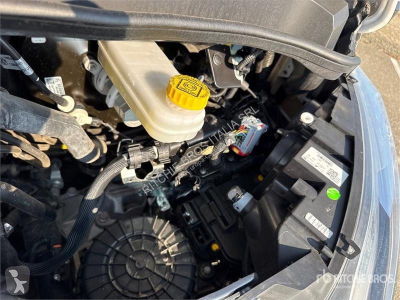 Camión Opel 2.2 103 KW DOKA PR L3