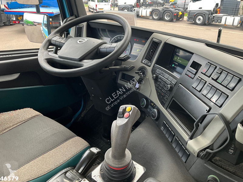 Camión Volvo 420 8x4 Euro 6 26 Ton haakarmsysteem