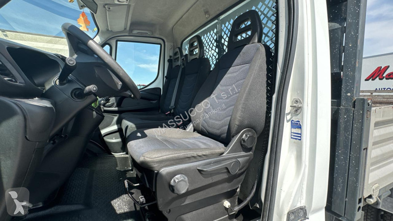 Camión Iveco DAILY 35-140 4x2