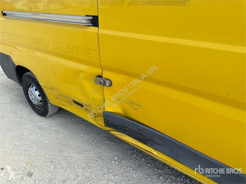 Вантажівка Fiat Van Truck