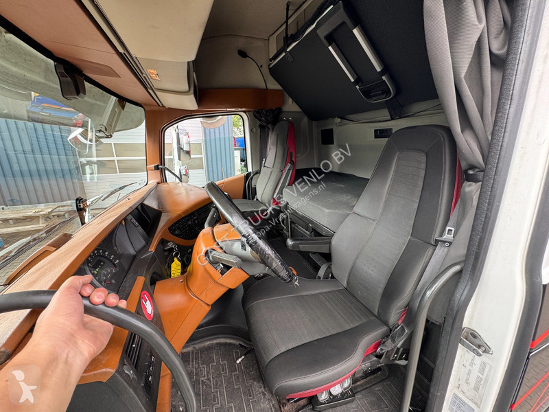 Volvo 500 6x2*4 WB 4.80 Globetrotter VIN KA truck