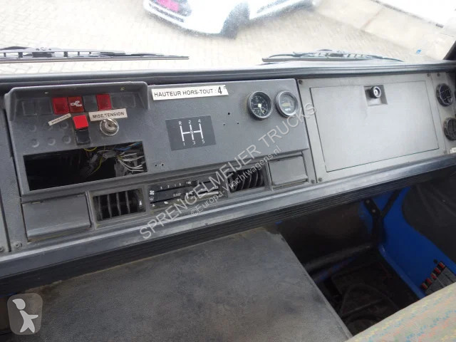 Вантажівка Renault 180 4X4 OPENBAK MET PTO...