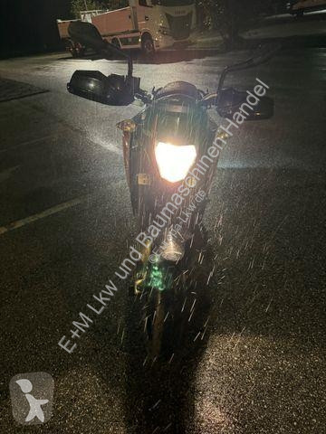 Kamion  690 DUKE