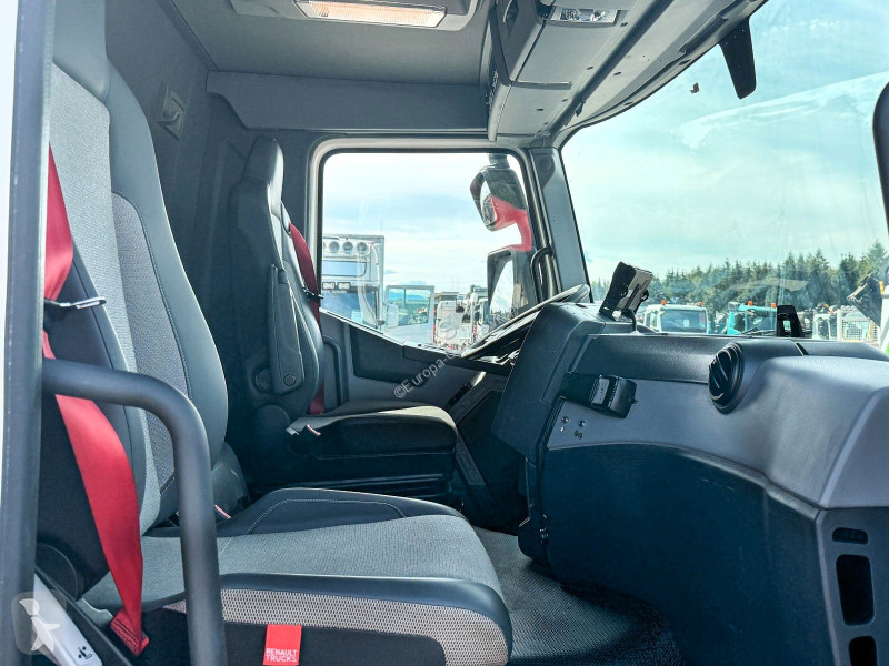 Camión Renault T 380 Abschleppwagen 8,00 m HIAB...