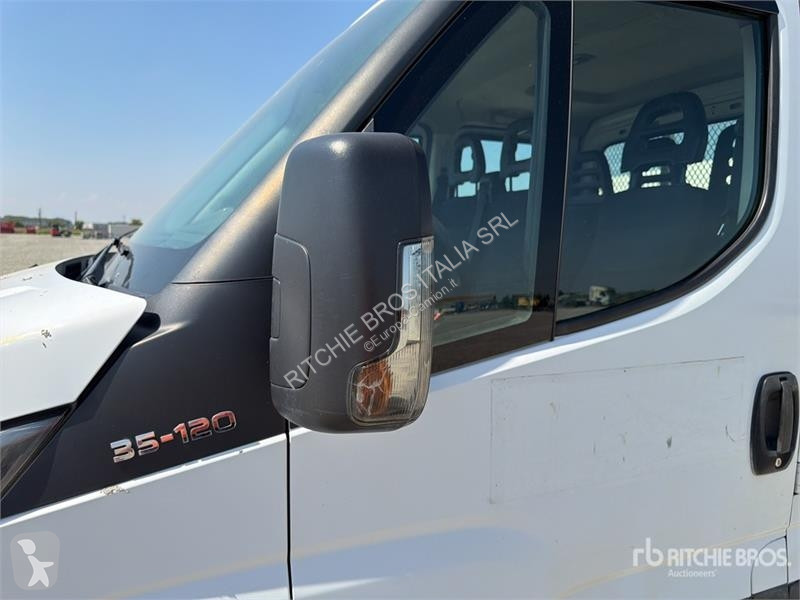 Furgoneta Iveco