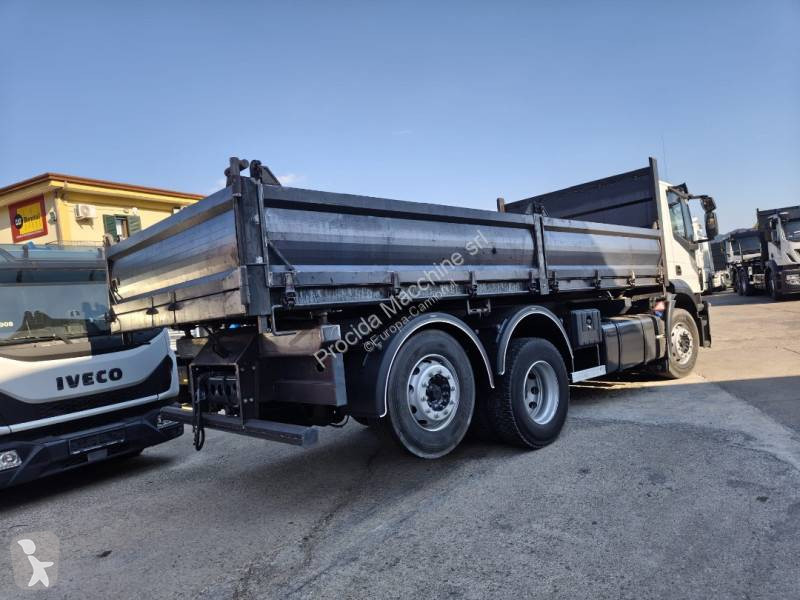 Camión Iveco AD 260 S 31 X/P