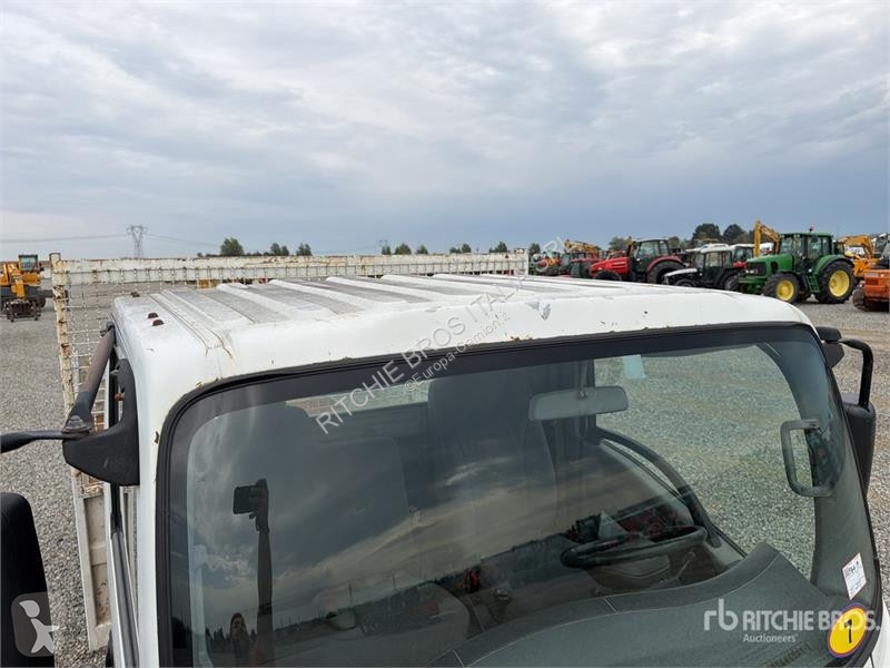 Kamion Isuzu S/A Dump Truck