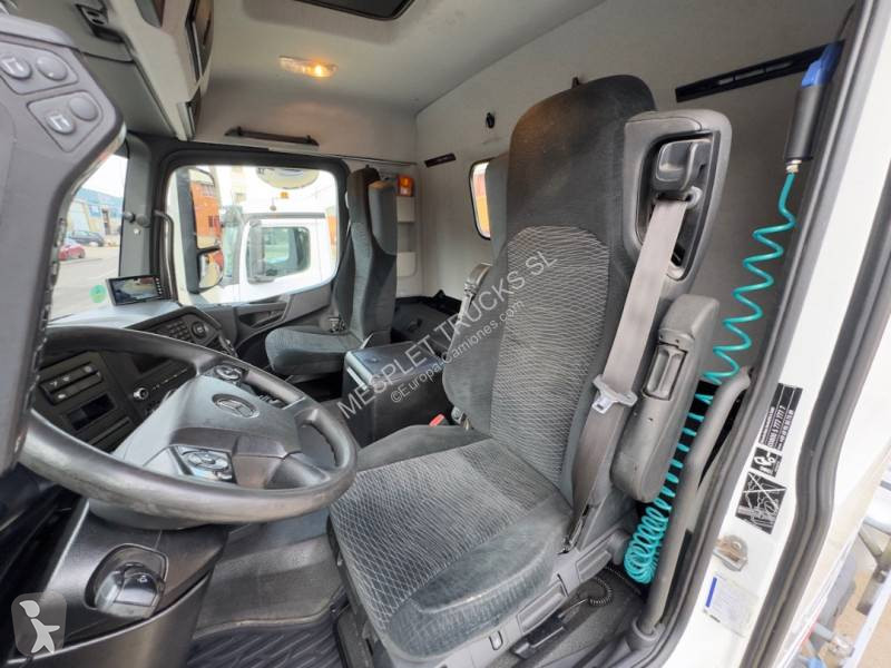 Camión Mercedes 2545
