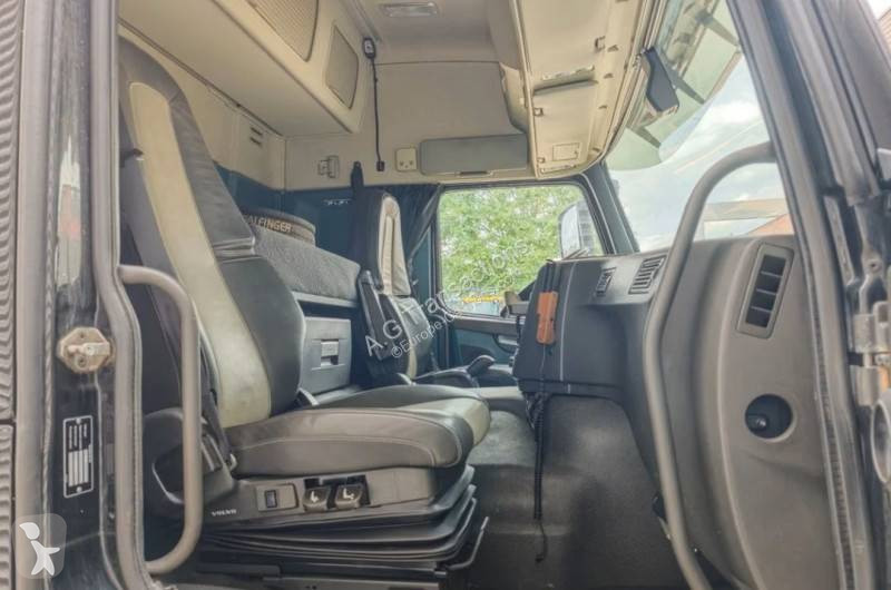 Vrachtwagen Volvo 460