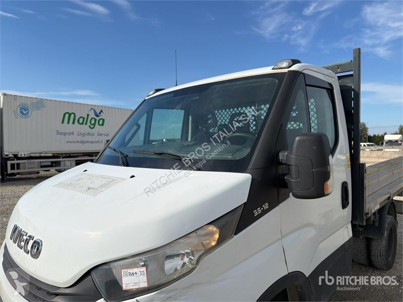 Camión Iveco 35-12