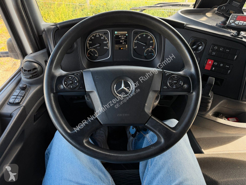 Kamion Mercedes 1230 L 4x2 Carrier Neos 100S |...