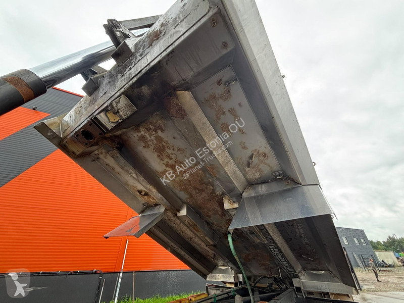 Volvo 540 6x4 RETARDER / BOX L=4449 mm truck
