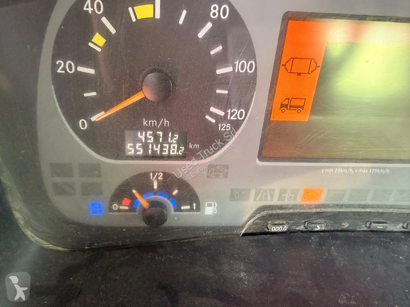 Kamion Mercedes 3344