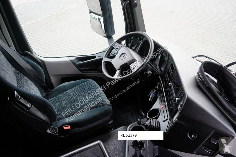 Teherautó Mercedes PK 18002,