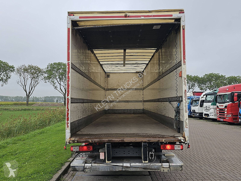 Kamion Renault D 330 D 320 19 TON