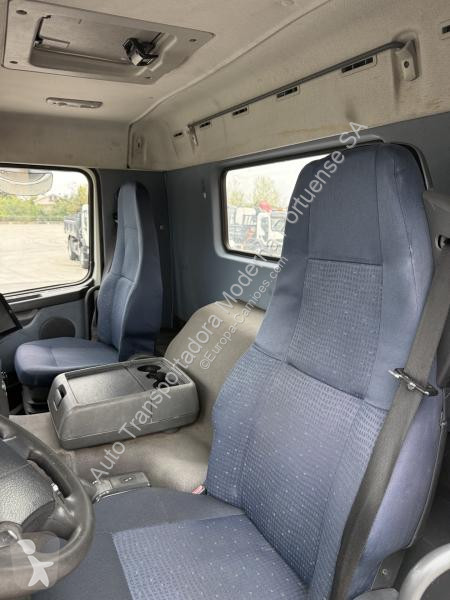 Camión Volvo 400