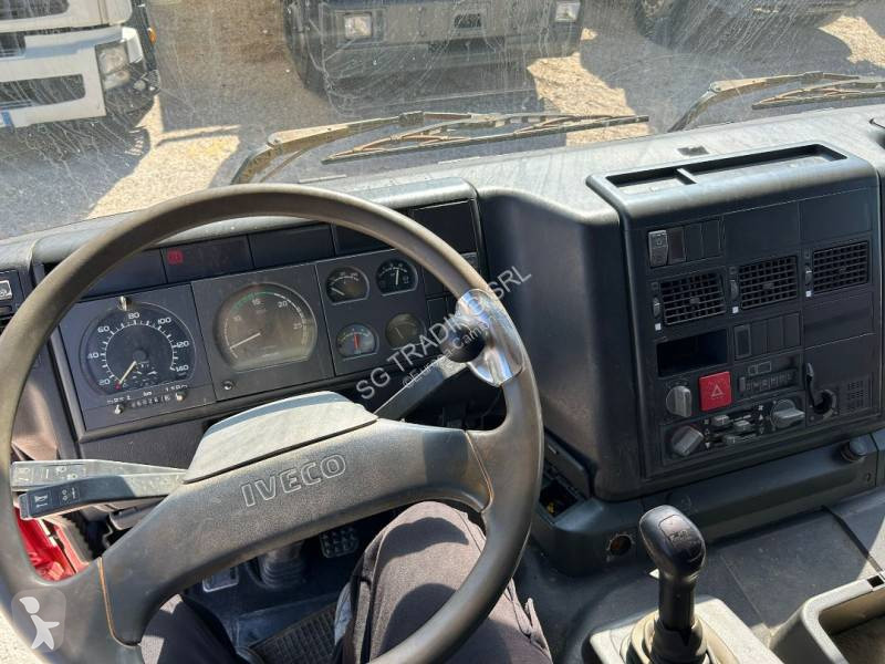 Camión Iveco 380E37