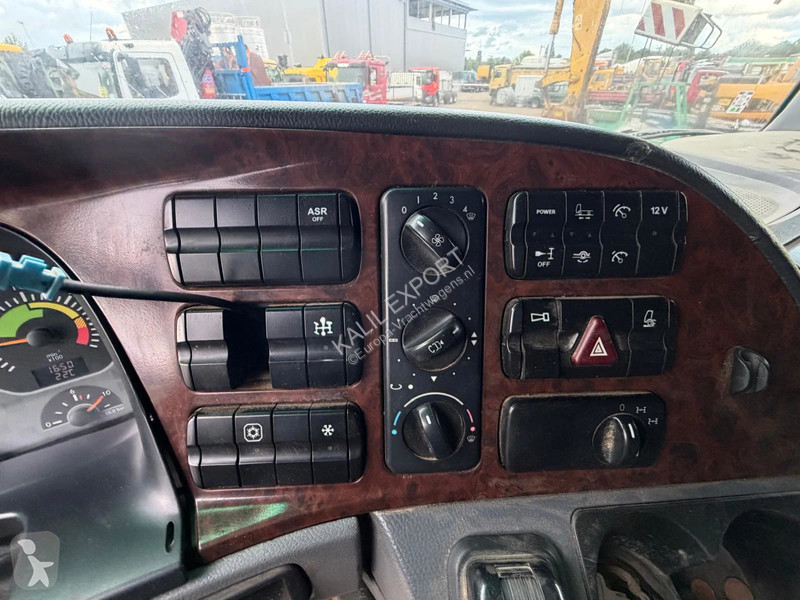 Camión Mercedes 3348 Long Chassis Cabine - MP3...