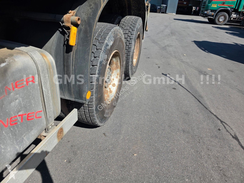 Teherautó Volvo 380 / 8X4 / 28m Hiab Kran / WINCH