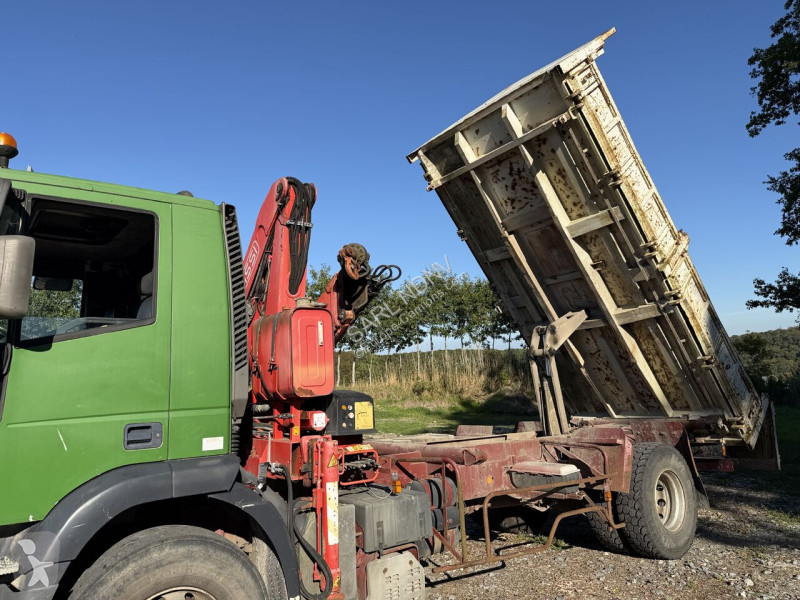 Teherautó Iveco