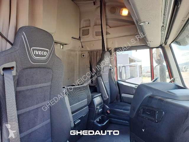 Teherautó Iveco TRATTORE STRADALE IVECO STRALIS...