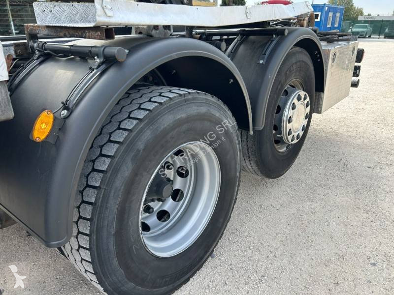 Camión Scania 410