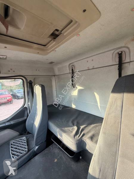 Camión Volvo 290