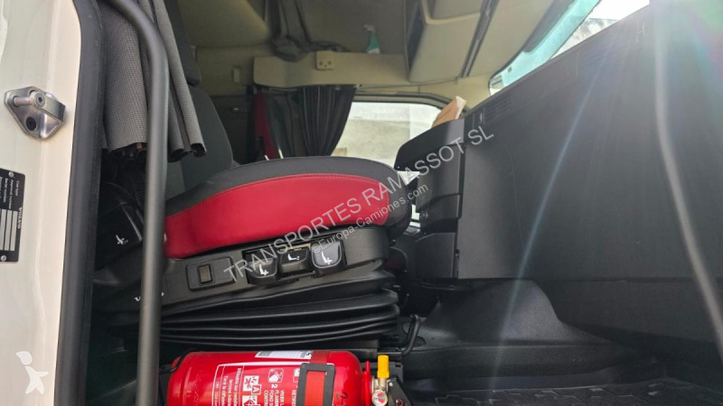 شاحنة Volvo 540 – Porteur châssis-cabine –...