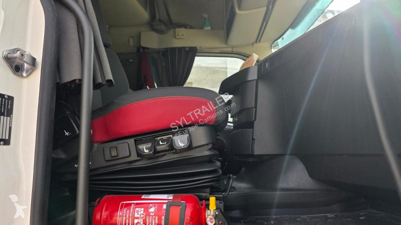 شاحنة Volvo 540 – Porteur châssis-cabine –...