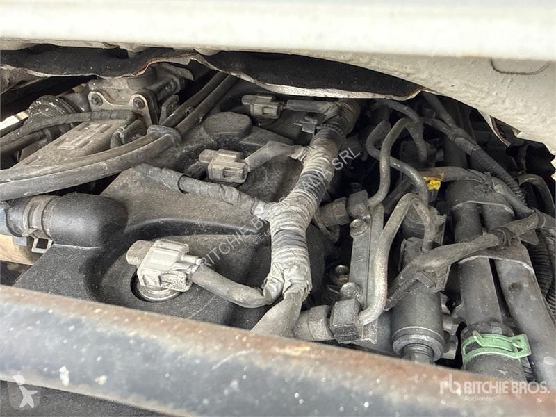 Camion  PNT205 NHD 18.1 m on Nissan Cabstar...