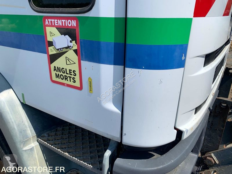 Camion Iveco 130E18