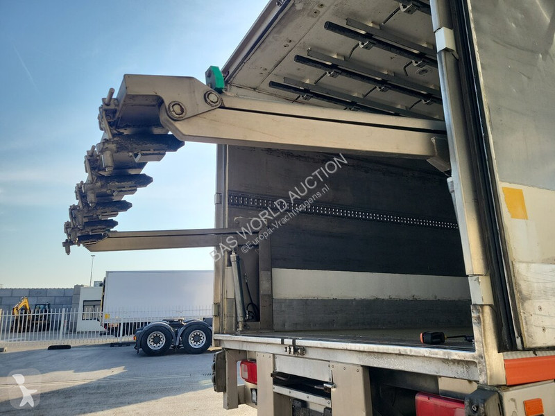 شاحنة DAF 330