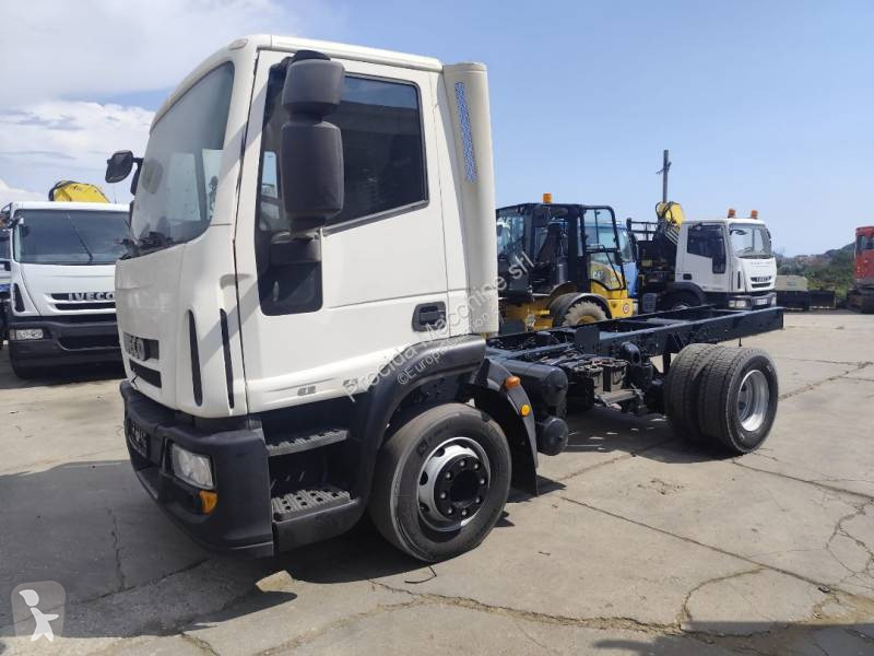 Camion Iveco 150 E 22